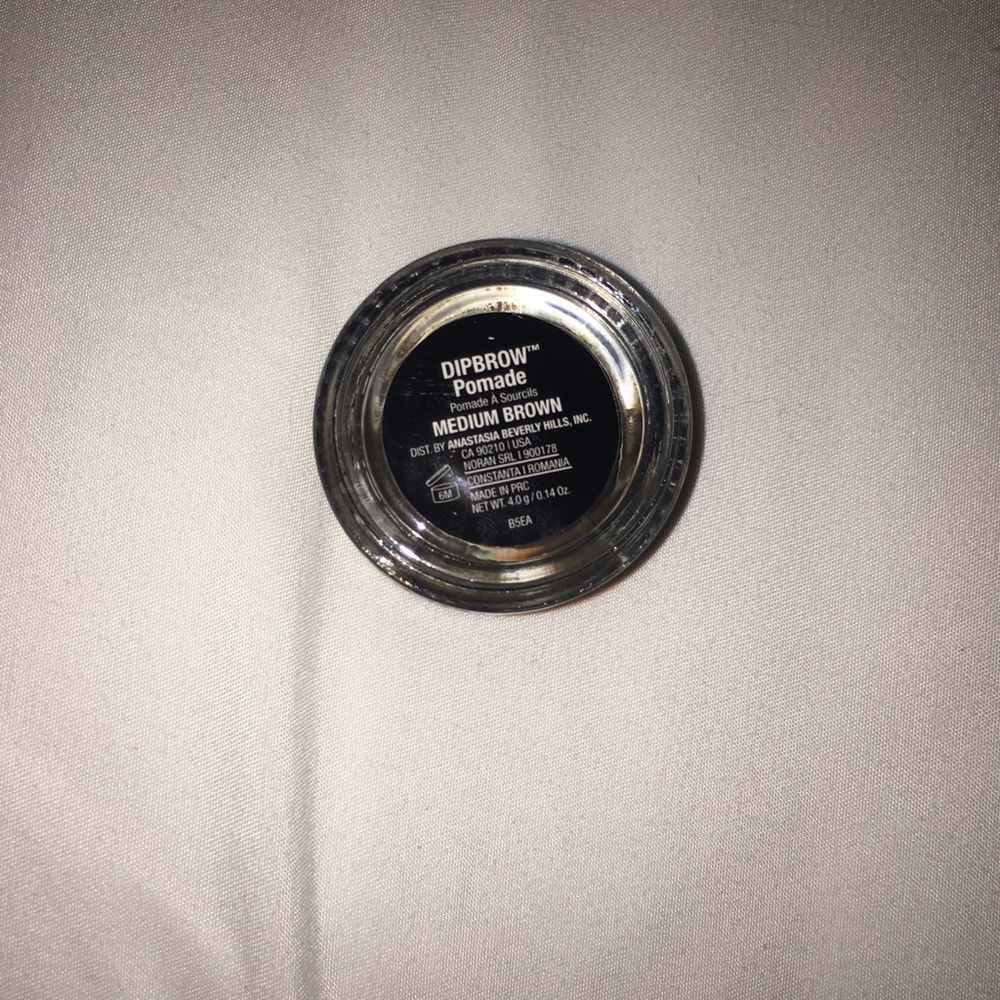 ABH dip brow “medium brown”